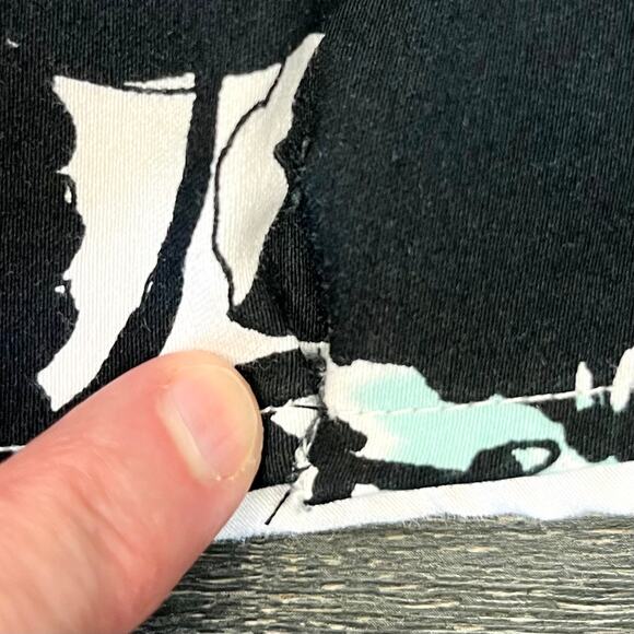 Torrid Women's Tank‎ Sweetheart Floral Blue White Black Empire Waist SZ 1X - Picture 8 of 11